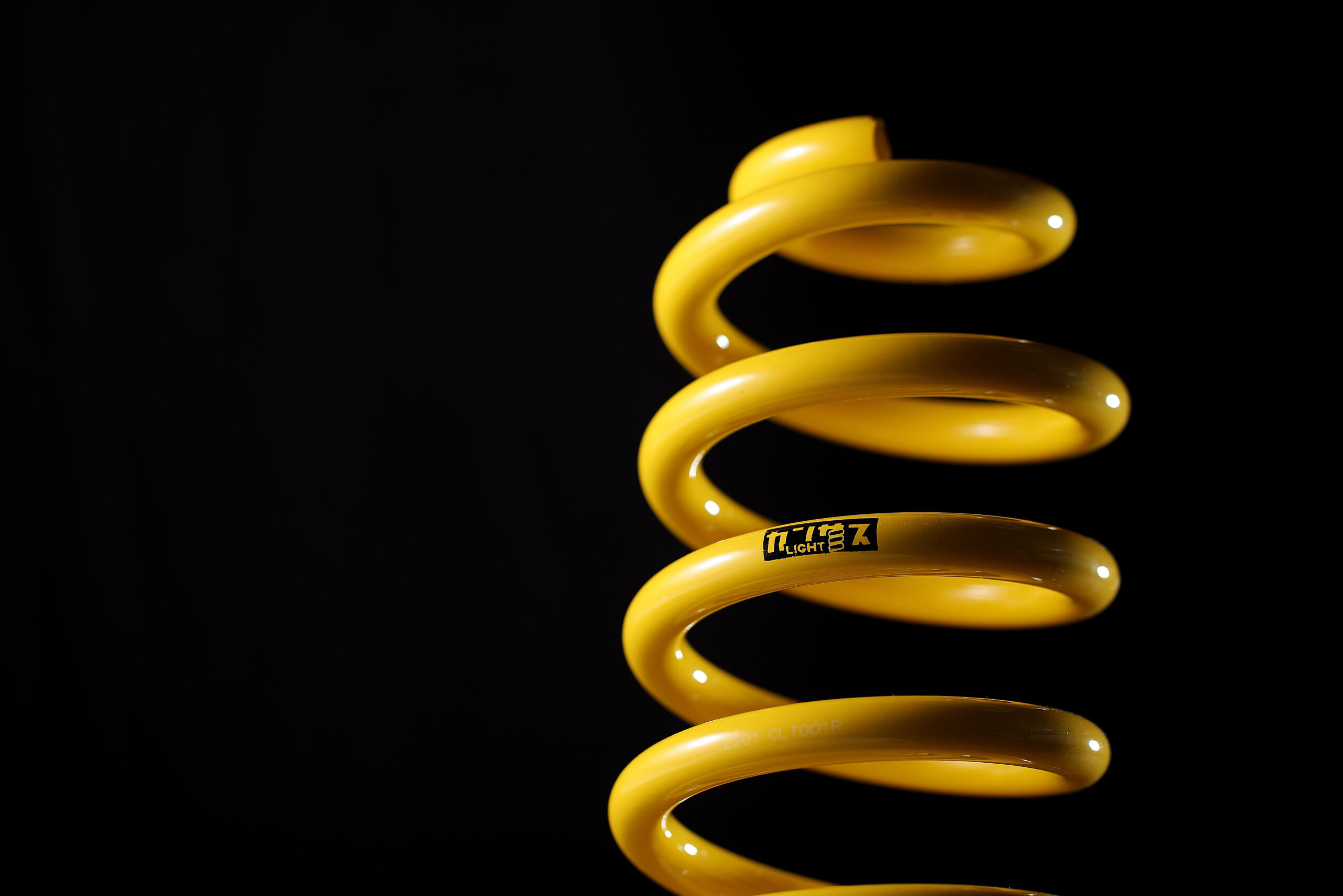 リフトアップコイルスプリングの【カンサスLIGHT】発売中