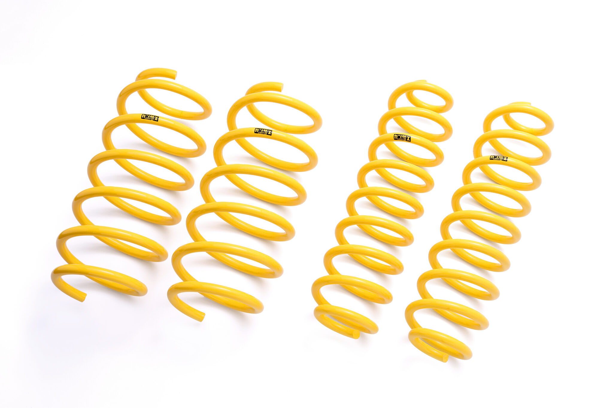 カローラクロス専用リフトアップスプリング、カンサスLIGHT発売中