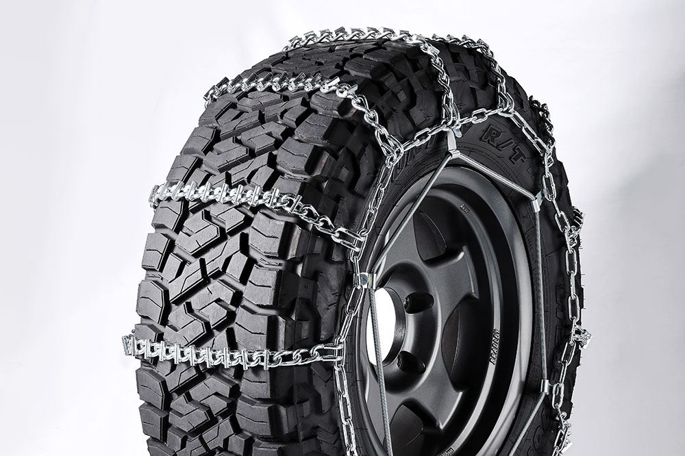 4x4 spike chain