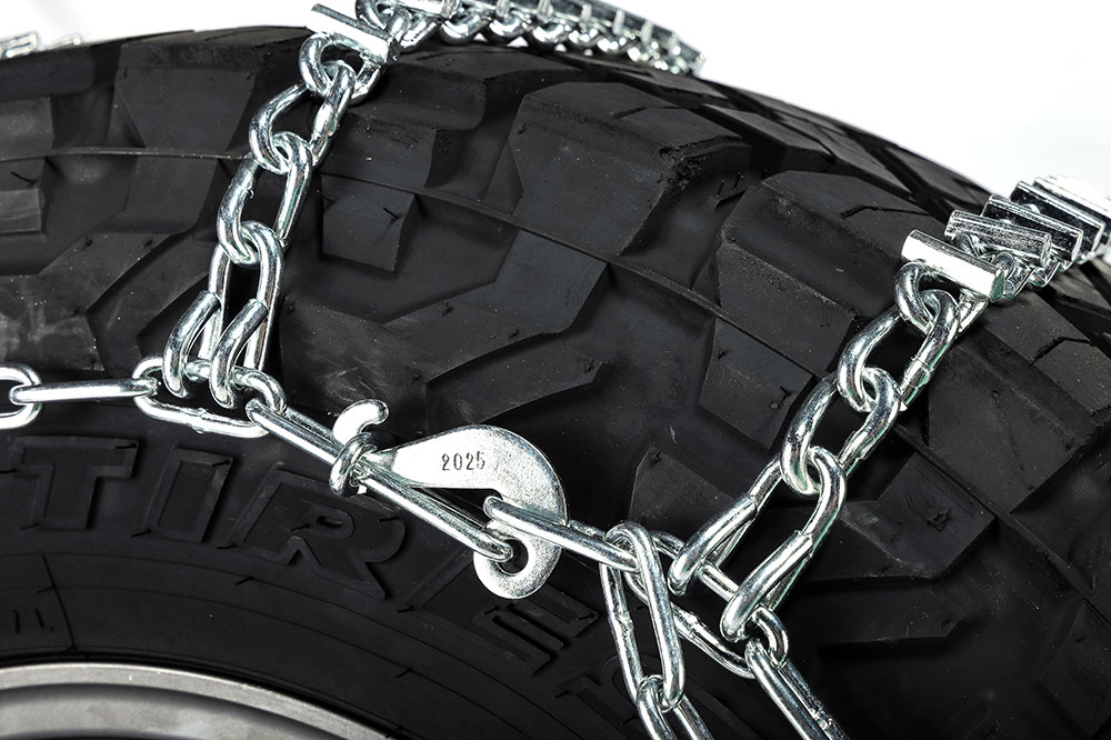 4x4 spike chain