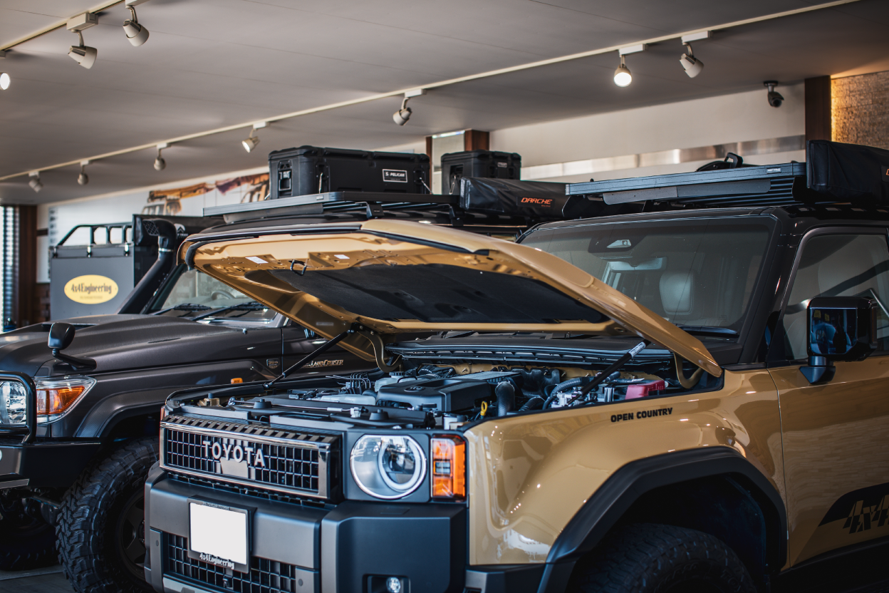 ランドクルーザー250／ボンネットダンパー